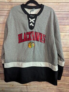Chicago Blackhawks NHL Lace Up Sweatshirt Women’s XL Gray Black Hockey Pullover